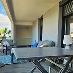 Beautiful T2 With Pool - Near شقة
